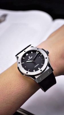 Cheap Fake Hublot Classic Fusion Automatic Black Dial Men's Watch 542NX1171RX photo review