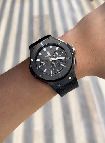 Cheap Fake Pre-owned Hublot Big Bang Black Magic Chronograph Carbon Fiber Dial Men's Watch 301.CI.1770.RX photo review