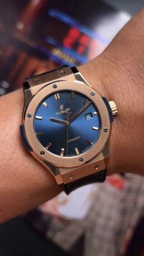 Hublot Classic Fusion 43mm/42mm/45mm Men's 511.OX.7180.LR Leather Strap photo review