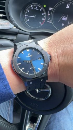 Hublot Classic Fusion 43mm/42mm/45mm Men's 511.CM.7170.LR Automatic Black-tone photo review