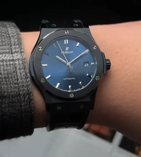 Hublot Classic Fusion 43mm/42mm/45mm Men's 511.CM.7170.LR Automatic Black-tone photo review