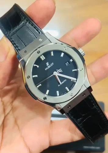 Hublot Classic Fusion 43mm/42mm/45mm Men's 511.NX.1171.LR/542.NX.1171.LR Silver-tone Black Dial photo review