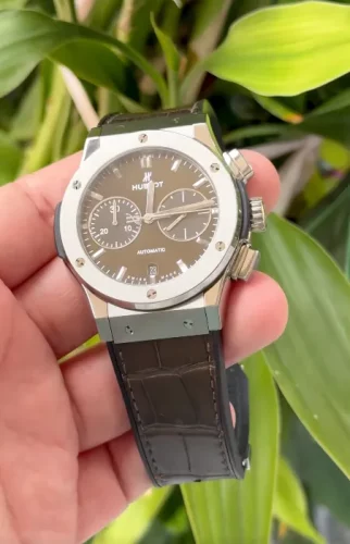 Hublot Classic Fusion Men's 521.NX.1171.LR 42mm Silver-tone Leather Strap photo review