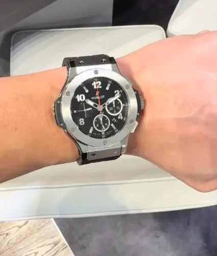 Hublot Big Bang Men's 301.SB.131.RX 44mm Automatic Black Dial photo review